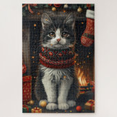 Tuxedo Katze mit Weihnachtsgeschenken Kamin Puzzle (Vertikal)