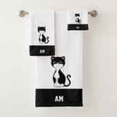 Tuxedo Katze & Monogramm auf Schwarz und Weiß Badhandtuch Set (Insitu)