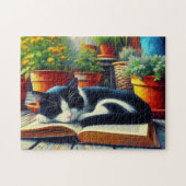 Tuxedo Katze Schlafen auf einem Buchgarten Malerei Puzzle (Horizontal)