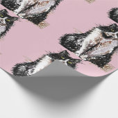 Tuxedo Katze Schwarze und weiße Katzen Baby Pink Geschenkpapier (Ecke)