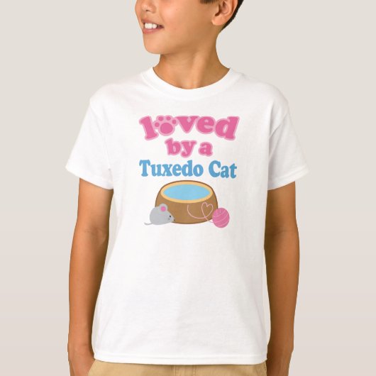 Tuxedo Katzenzucht von einem Geschenk geliebt T-Shirt (Vorderseite)