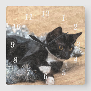 Tuxedo Kitten Tinsel und Lights Painterly Clock Quadratische Wanduhr
