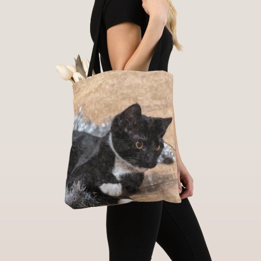Tuxedo Kitten Tinsel und Lights Painterly Tasche (Von Nahem)