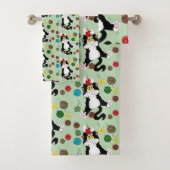 Tuxedo Schwarz-weiße Weihnachtskatze Badhandtuch Set (Insitu)