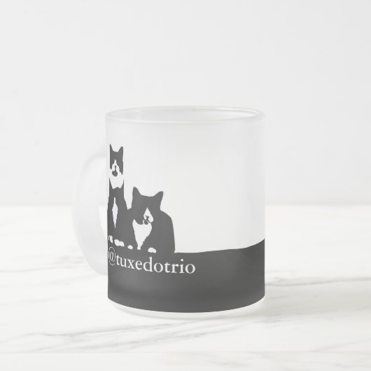 TuxedoTrio mattierte GlasTasse Mattglastasse (Vorderseite Links)