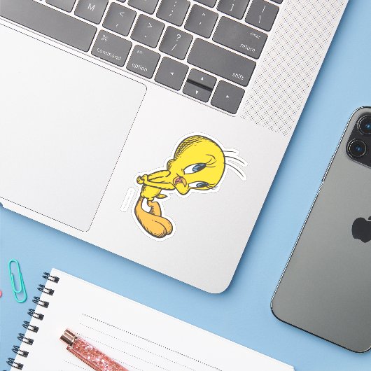 TWEETY™ Bashful Aufkleber (Laptop mit iPhone)