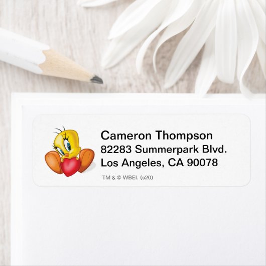 TWEETY™ Holding Heart (Insitu)