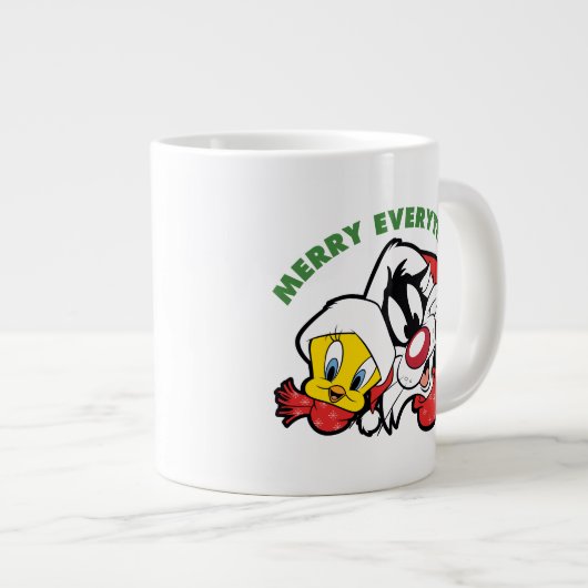 TWEETY™ & SYLVESTER™ "Merry Everything" Jumbo-Tasse (Vorderseite Rechts)