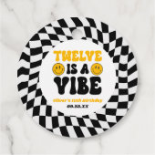 Twelve Is A Vibe Retro 12th Birthday Party Geschenkanhänger (Rückseite)