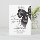 Twenty one Black Bow 21st Birthday Invitation Einladung (Stehend Vorderseite)