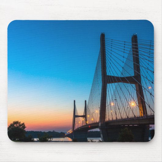 Twilight auf Bill Emerson Bridge Mousepad (Vorne)