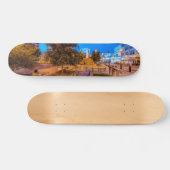 Twilight auf dem Park Central Square Skateboard (Horizontal)