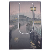 Twilight Rain auf dem Weg nach Shinobazu in Japan Mittlere Geschenktüte (Rückseite)