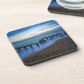 Twilight Sky Over Shoreline and Breakwater Getränkeuntersetzer (Linke Seite)