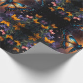 Twilight Symphony: Butterfly in einem kosmischen G Geschenkpapier (Ecke)