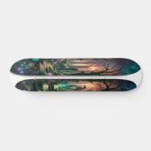 "Twilight-Verzauberung: Mythisches Waldskateboard Skateboard (Horizontal)