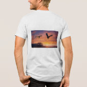 Twilight Wings: The Eagle and the Owl Tri-Blend Shirt (Rückseite)