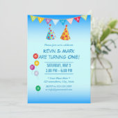 Twin Boys Geburtstagsparty Einladung (Stehend Vorderseite)