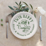 Twin Happy Campers braun minimalistisch 1. Geburts Pappteller<br><div class="desc">Twin Happy Campers braun minimalistisch 1. Geburtstag Papier Teller Matching Artikel verfügbar.</div>