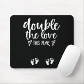 Twin Pregnancy Valentines Day Baby Announcement Mousepad (Mit Mouse)