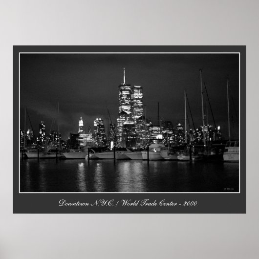 Twin Towers by Night Poster (Vorne)