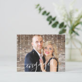 Twinkle Lights Verlobtes Foto Feiertagskarte (Stehend Vorderseite)