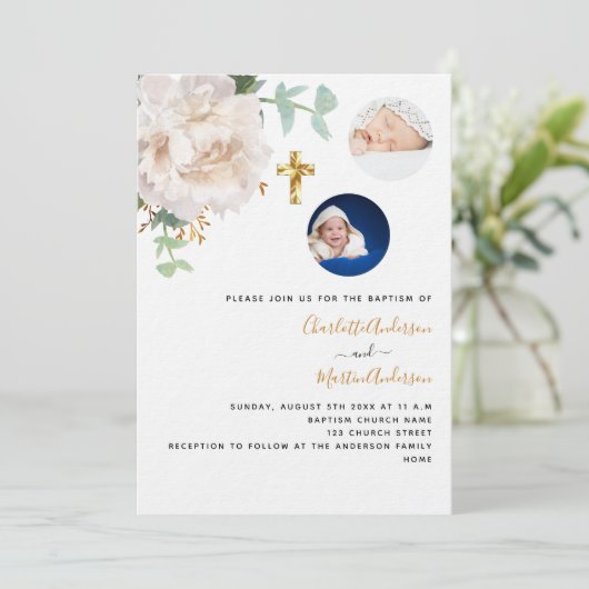 Twins blumenneutrales Foto Gender-Luxus-Taufe Einladung (Stehend Vorderseite)