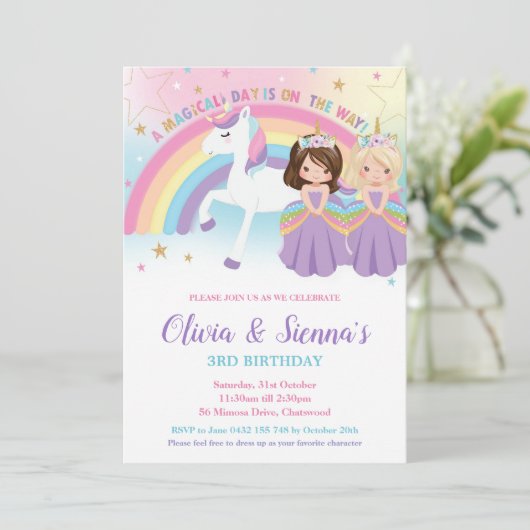 Twins Brunette Blonde Princesses Unicorn Birthday  Einladung (Stehend Vorderseite)