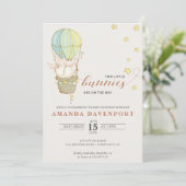 TWINS Bunny Balloons Babydusche Einladung (Stehend Vorderseite)