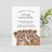 Twins Pregnancy Announctions Cards Baby Lion Cubs Einladung (Stehend Vorderseite)