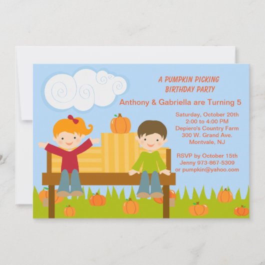 Twins Pumpkin Picking Geburtstagsparty Einladung (Vorderseite)