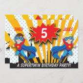 Twins Superheld zum Geburtstag| Boys Brown/Blonde Einladung (Vorne/Hinten)