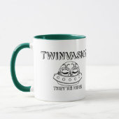 TWINVASION "sie sind hier! " Tasse (Links)