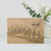 Twisted Pearls Wedding RSVP Response Card Karte (Stehend Vorderseite)