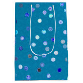 Twisty Polka Dot Spirals Blue Gift Bag Mittlere Geschenktüte (Rückseite)