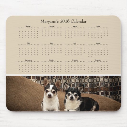Two Adorable Chihuahuas on a Sofa – 2026 Calendar Mousepad (Vorne)
