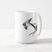 Two Barn Swallows Flying High in the Blue Sky Kaffeetasse (VorderseiteRechts)