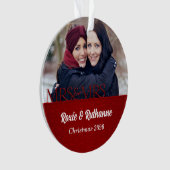 Two Brides Mrs. & Mrs. Red Damask Foto Ornament (Vorderseite)