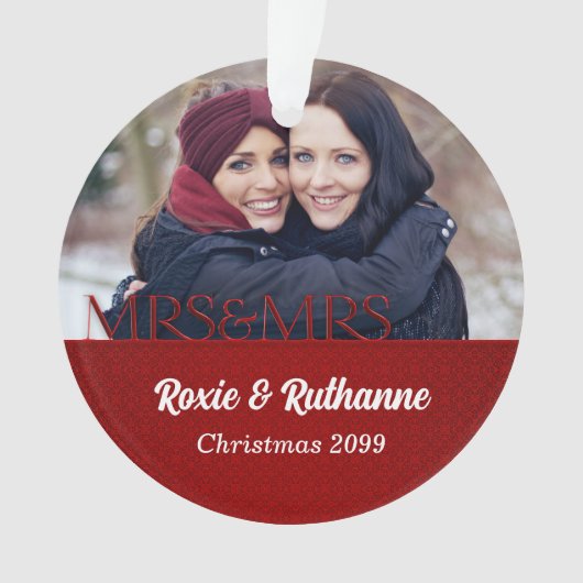Two Brides Mrs. & Mrs. Red Damask Foto Ornament (Vorderseite)