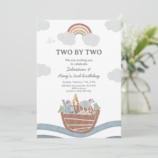 Two by Two Noahs Ark Twin Birthday Einladung (Stehend Vorderseite)