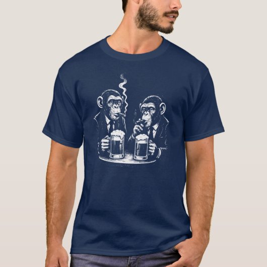 two chimps are smoking and drinking beer T-Shirt (Vorderseite)
