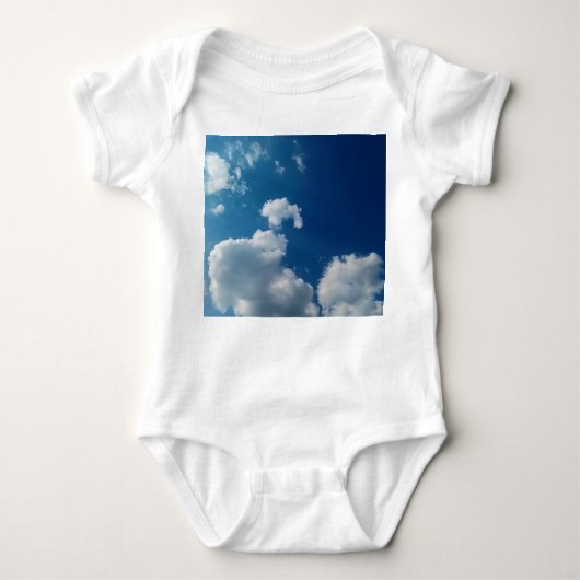 Two clouds baby strampler (Vorderseite)