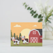 Two Cows and a Red Barn at Sunrise Postkarte (Stehend Vorderseite)