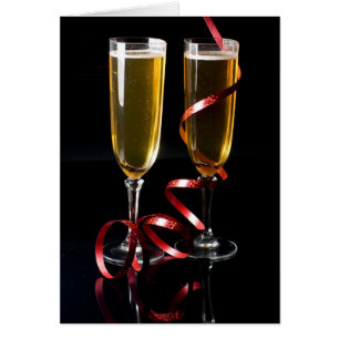 two die Champagne Flöte