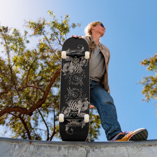 Two dragon sketch skateboard (Außen 1)