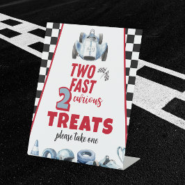 Two Fast 2nd birthday Boy Racing Car Treats Sockelschild