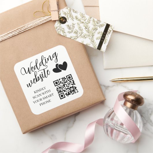 Two Hearts Wedding Website QR Code Quadratischer Aufkleber (Schenken)