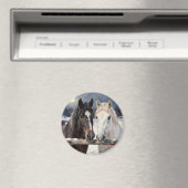 Two Horses on a Snowy Farm Under the Moon Magnet (In Situ (Geschirrspüler))