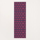 Two images show a purple and pink geometric  yogamatte (Rückseite)