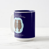 Two Lovely Cute Otters Custom Name Valentine's Day Zweifarbige Tasse (Vorderseite Links)